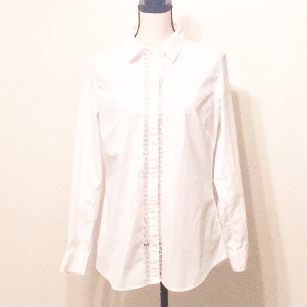 Women’s Banana Republic tailored style button up